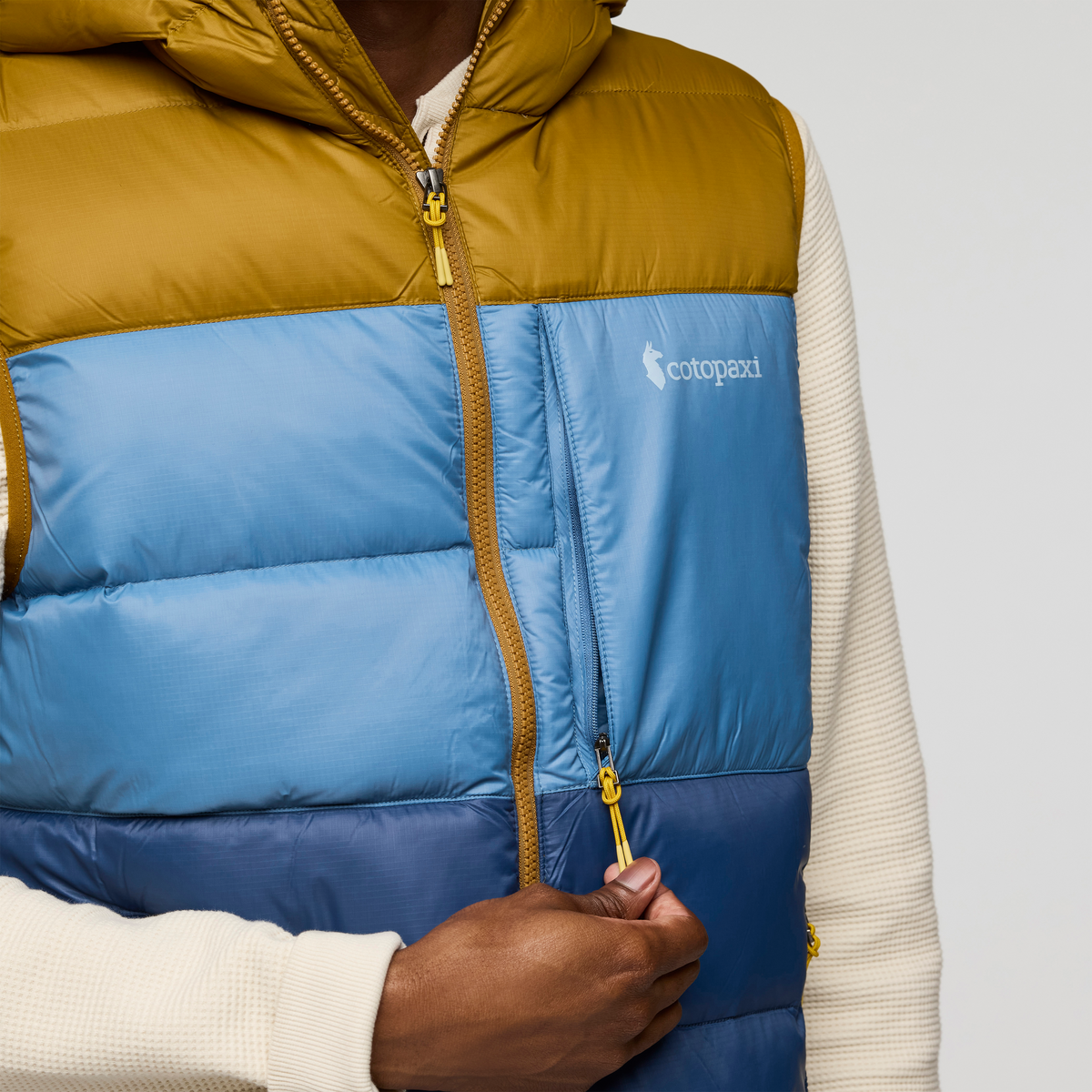 Fuego Max Down Vest - Men's - Image 6