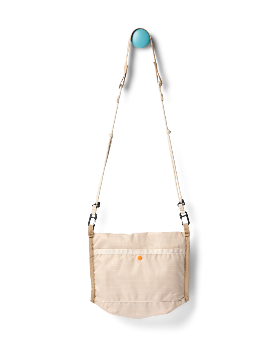 Lista 2L Lightweight Crossbody Bag - Cada D??a - Image 22